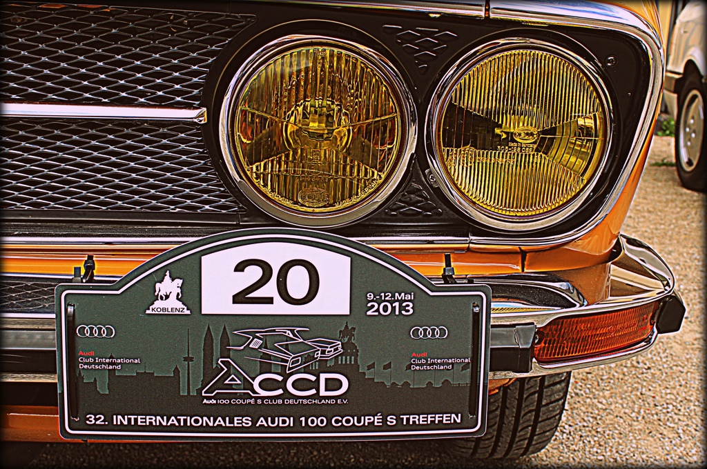 Klassische Sportwagen am Rhein –  Das Audi 100 Coupe S Treffen 2013